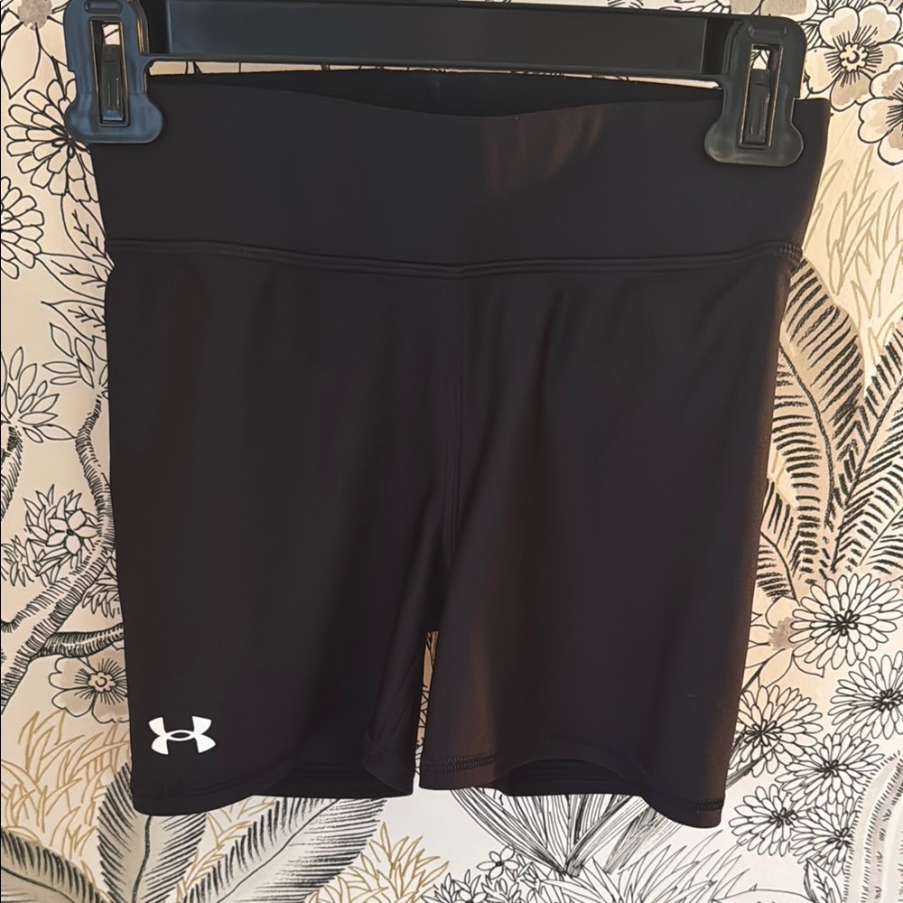 Under Armour Black Athletic Compression Shorts